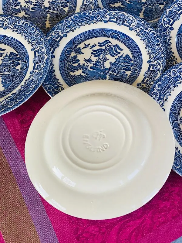 Vintage England Blue Willow Salad or Dessert Plates