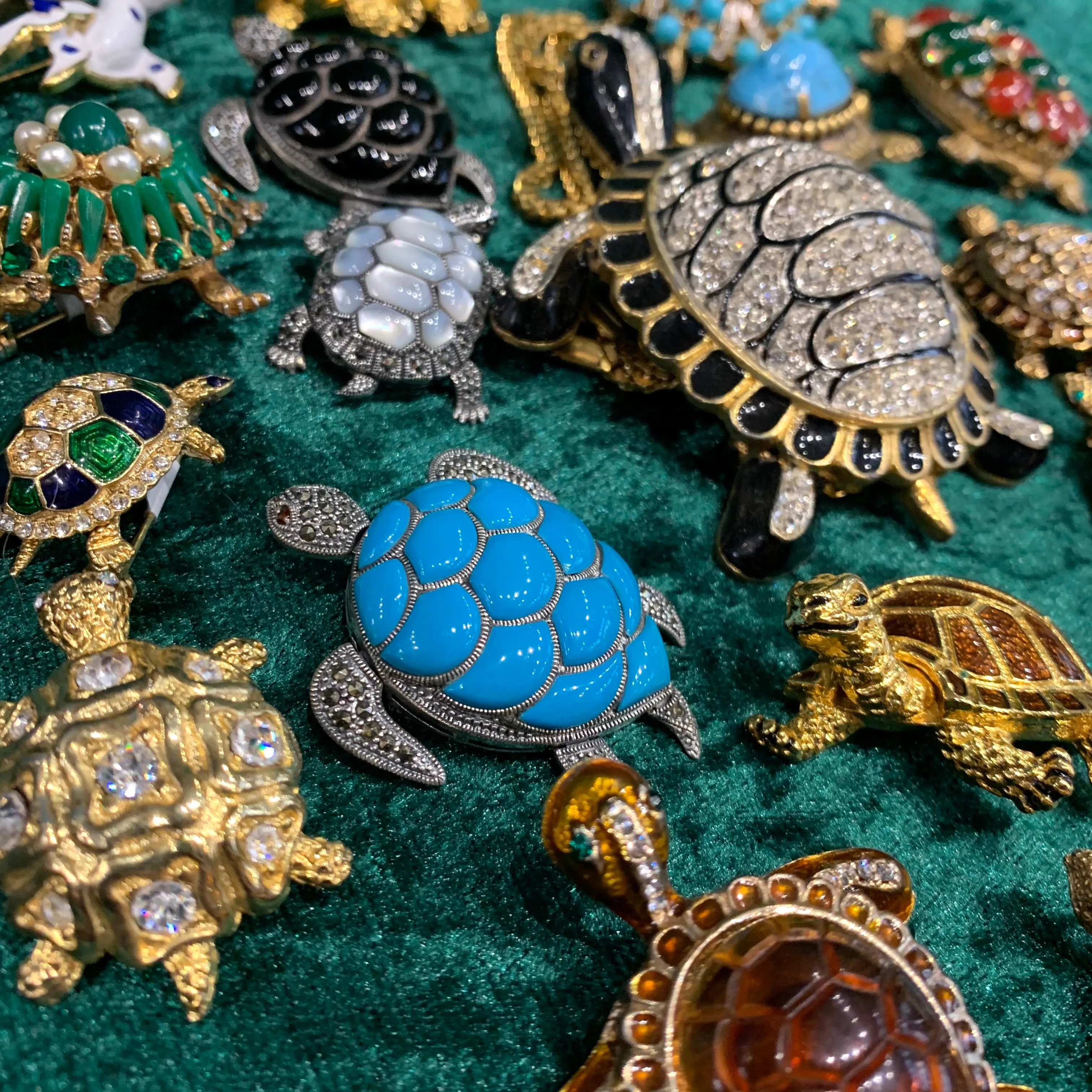 Vintage Kenneth Jay Lane Turtle Brooch Turquoise Gold Crystal