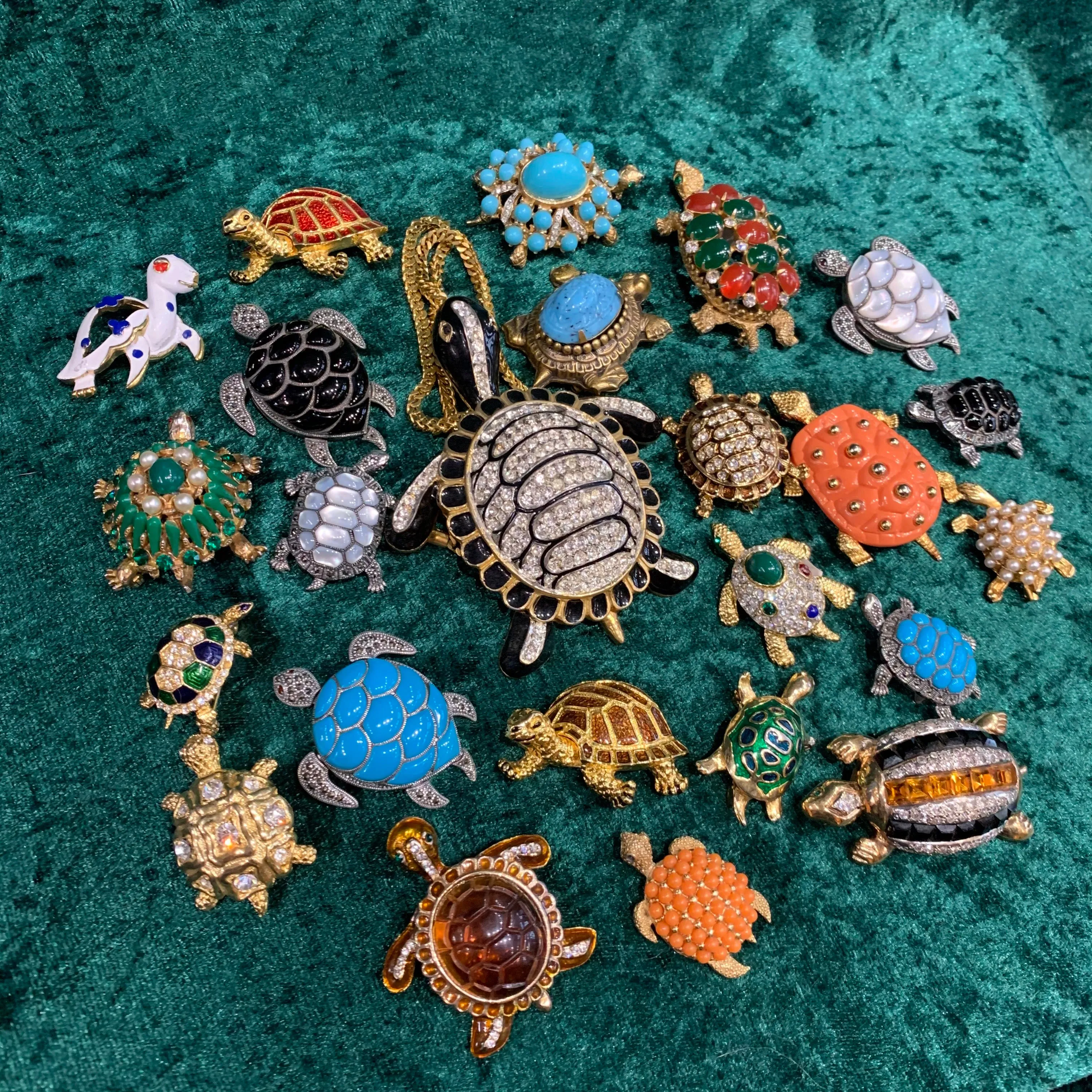 Vintage Kenneth Jay Lane Turtle Brooch Turquoise Gold Crystal