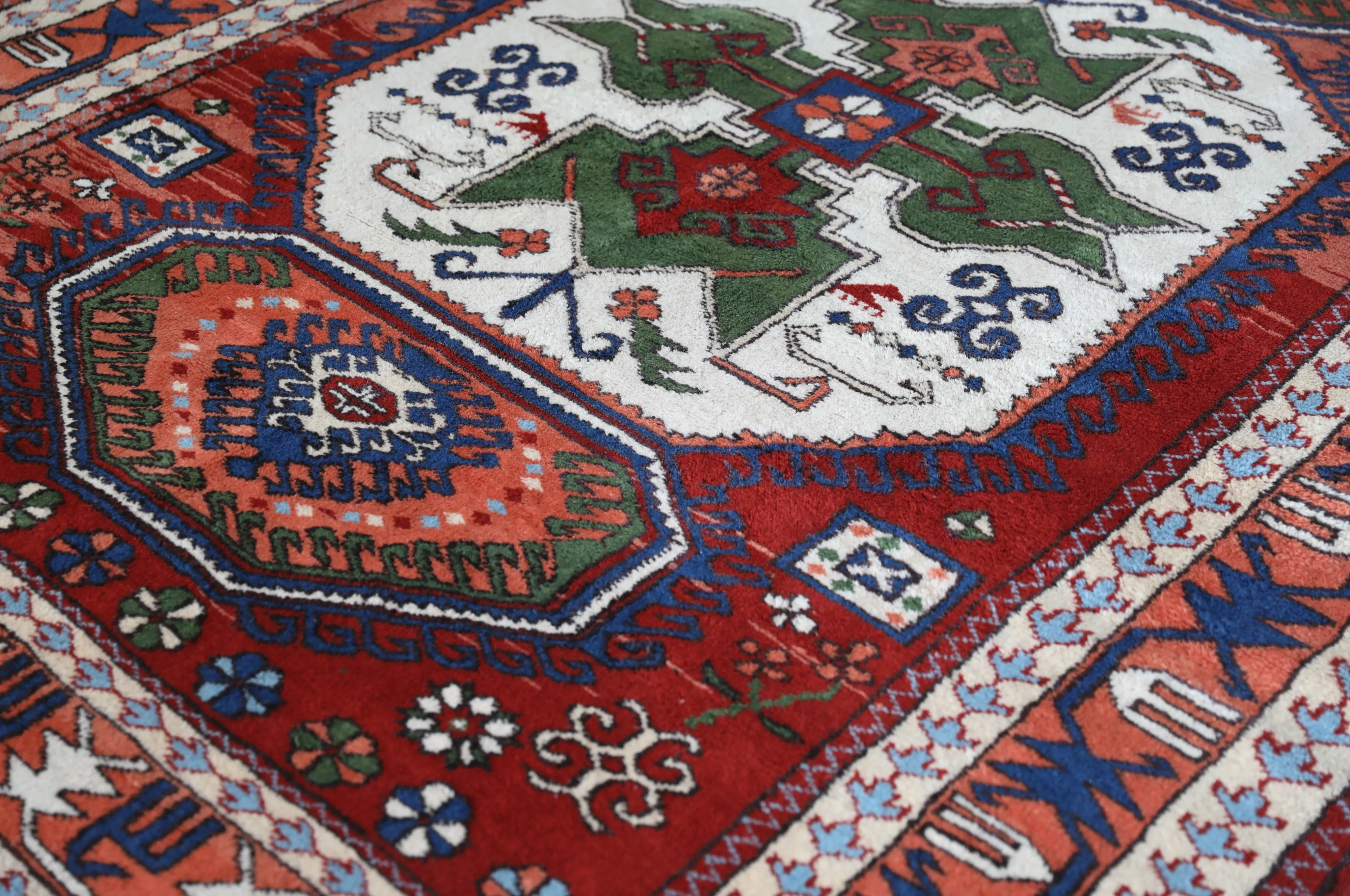 Vintage Manisa Rug 6'7"x9'5"