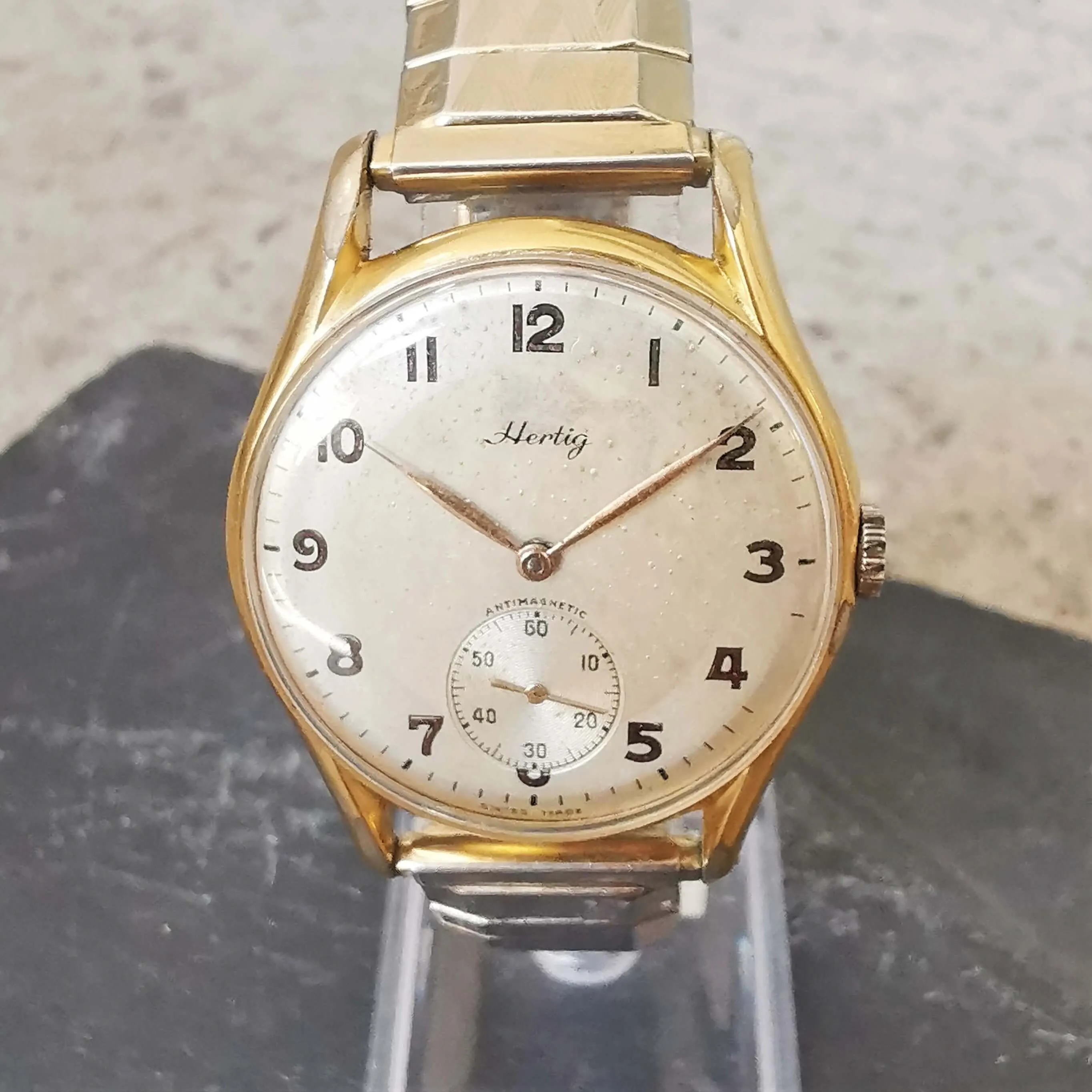 Vintage Men's Swiss-Made Hertig Mechanical Watch // Gold Plated Watch // With A Seconds Subdial