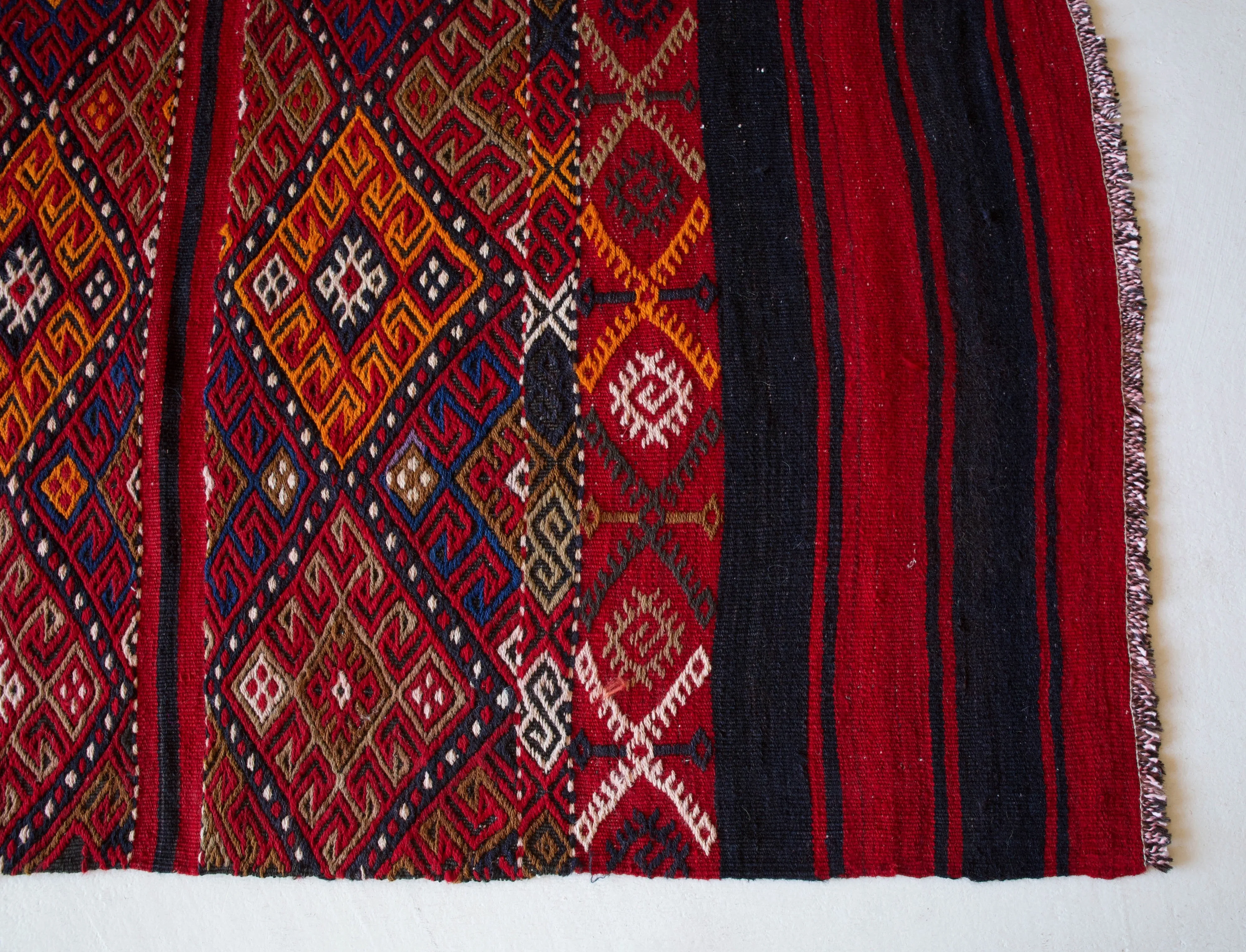 Vintage Mini Central Anatolian Zili Kilim Rug 3'6"x4'9"