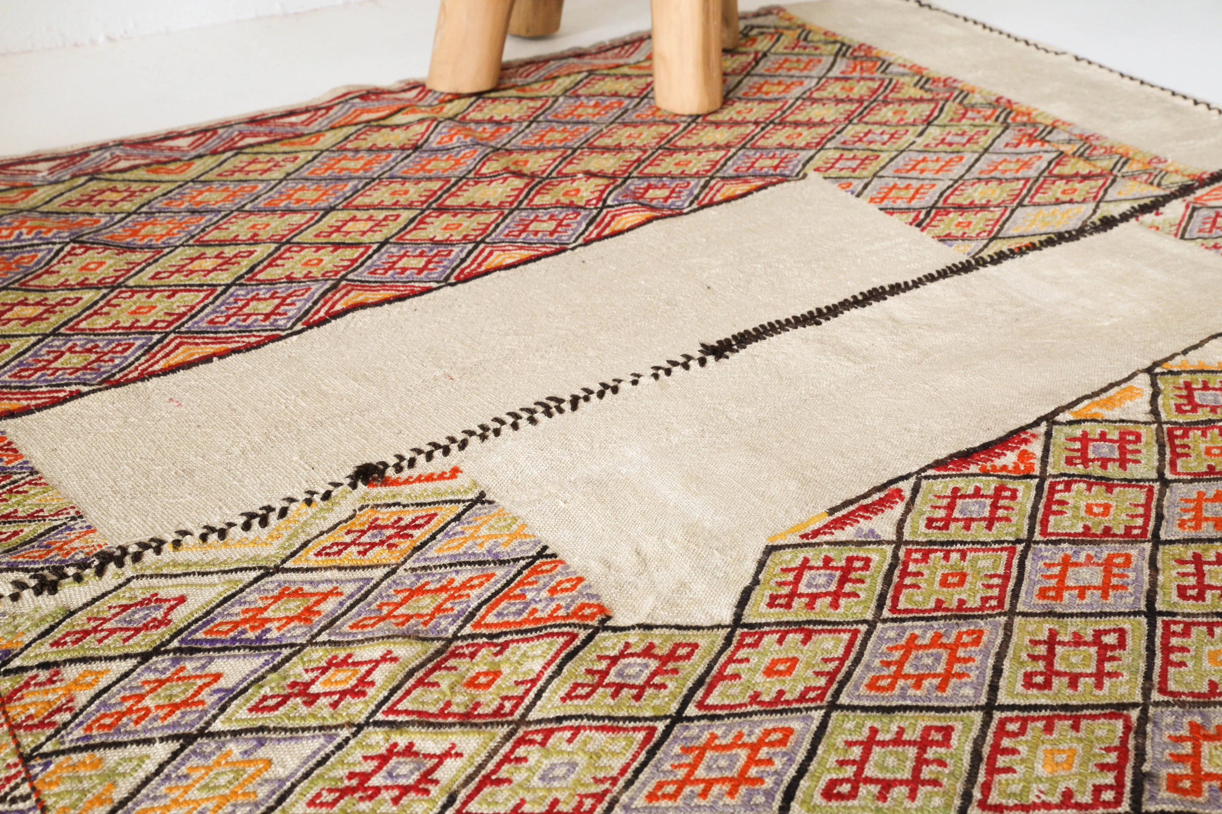 Vintage Mini Turkish Kilim Rug 3'11"x4'7"