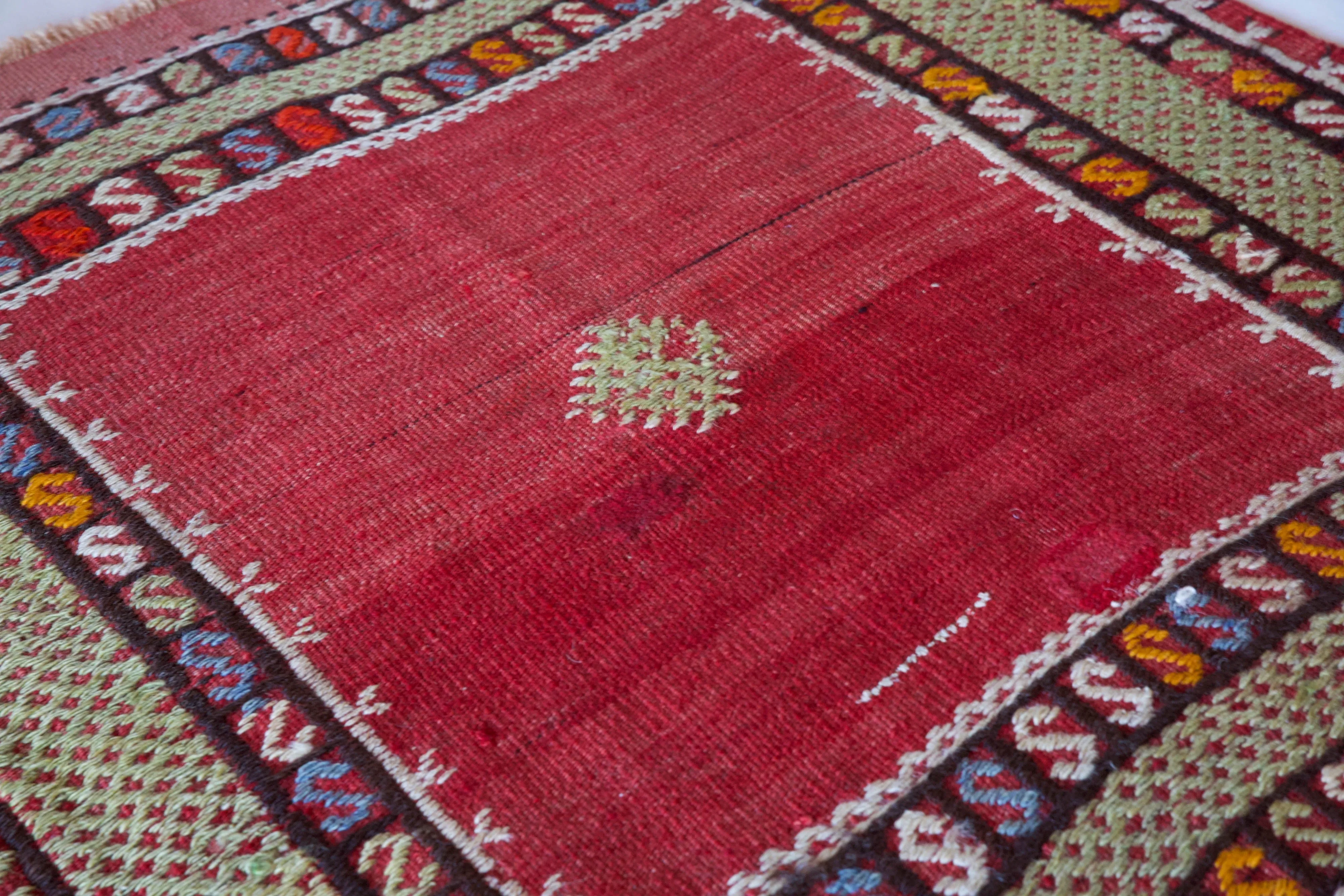 Vintage Mini Turkish Kilim Rug 3'x3'2"