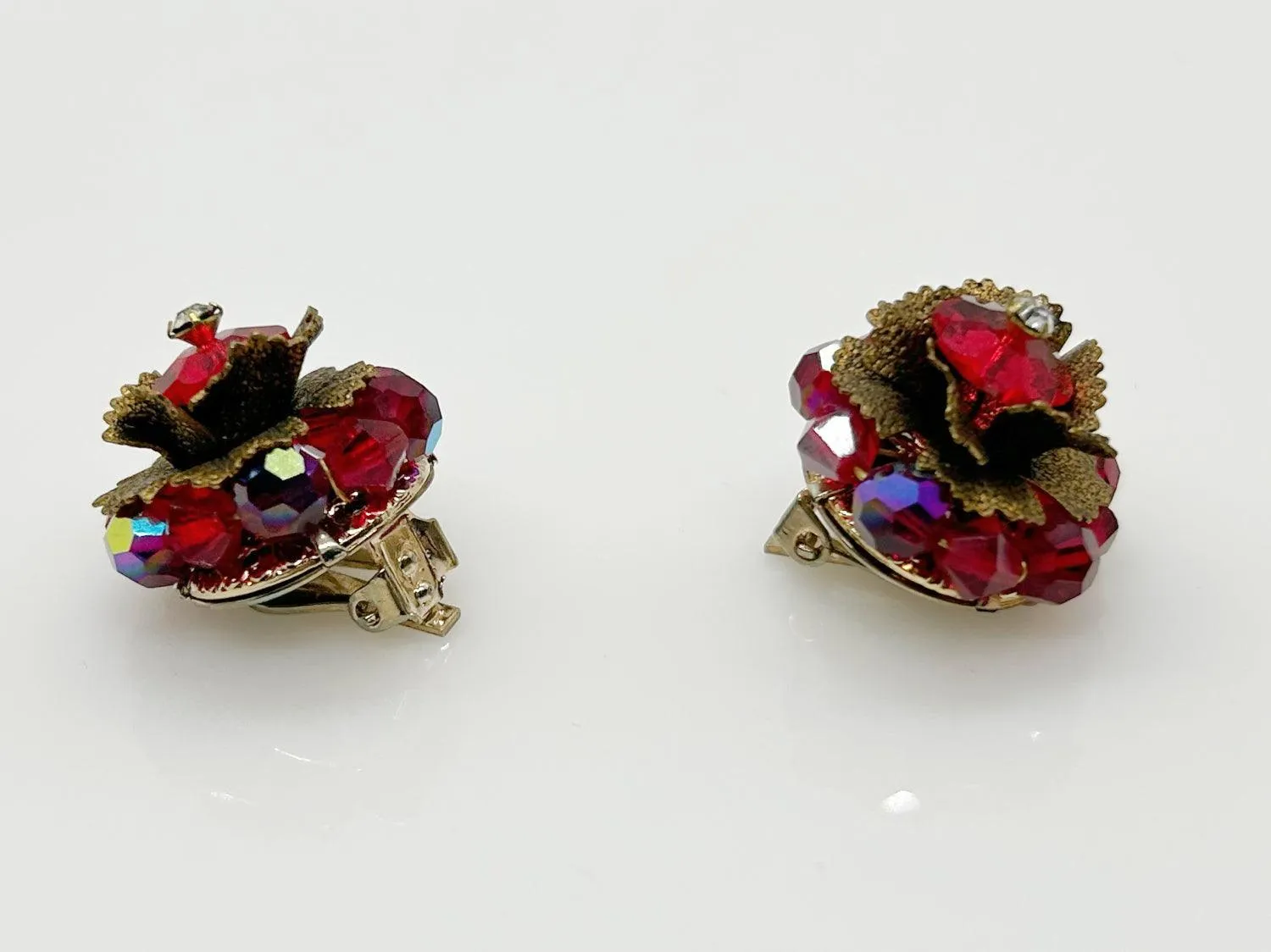 Vintage Red Faceted Red Stone Floral Brooch and Earring Set