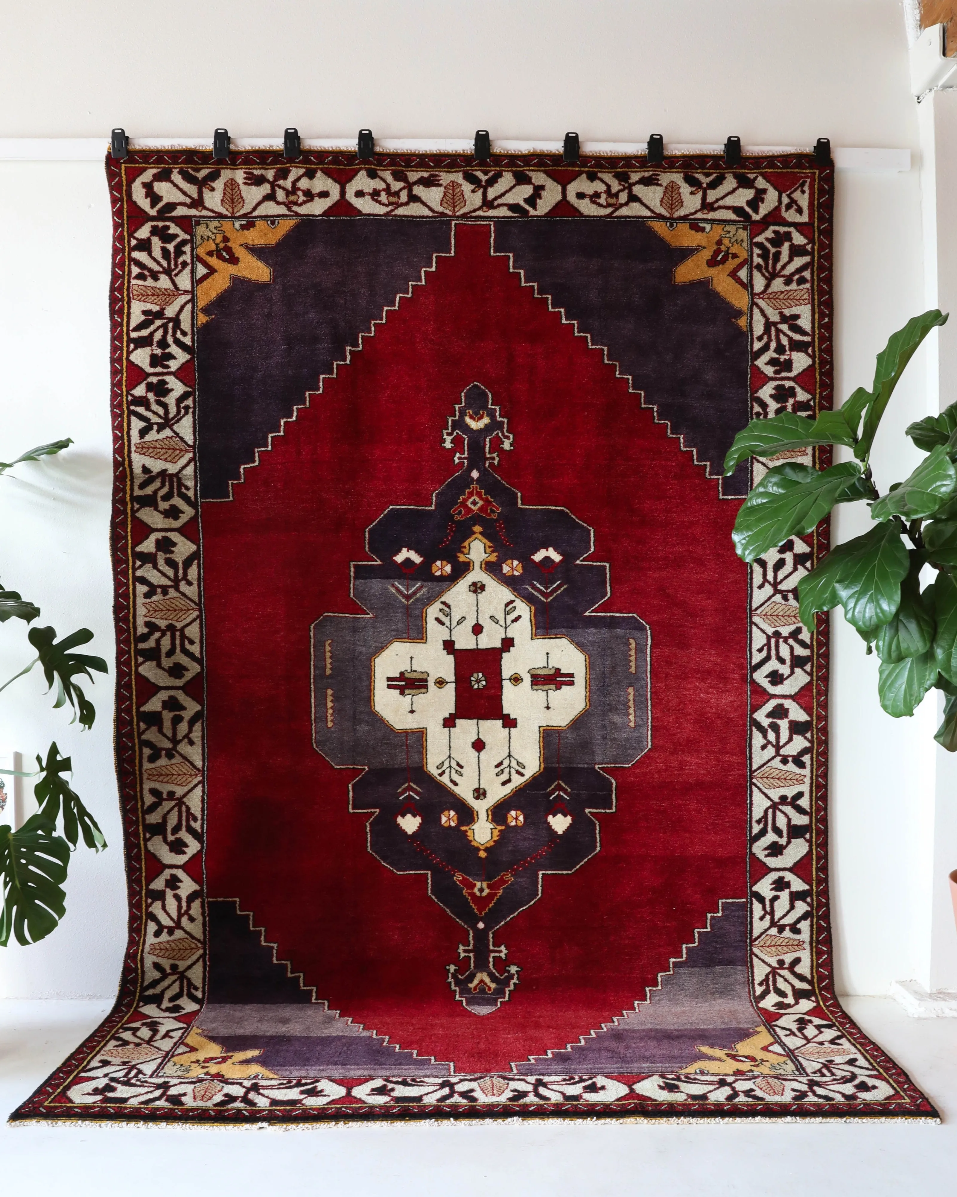 Vintage Sivas Rug 7'6'x11'4"