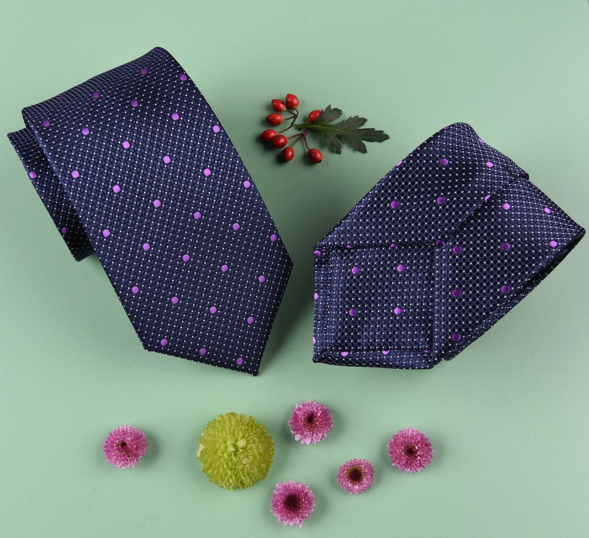 Violet Croc Skin Patterned Purple Polka Dots Modern Woven Tie 3"