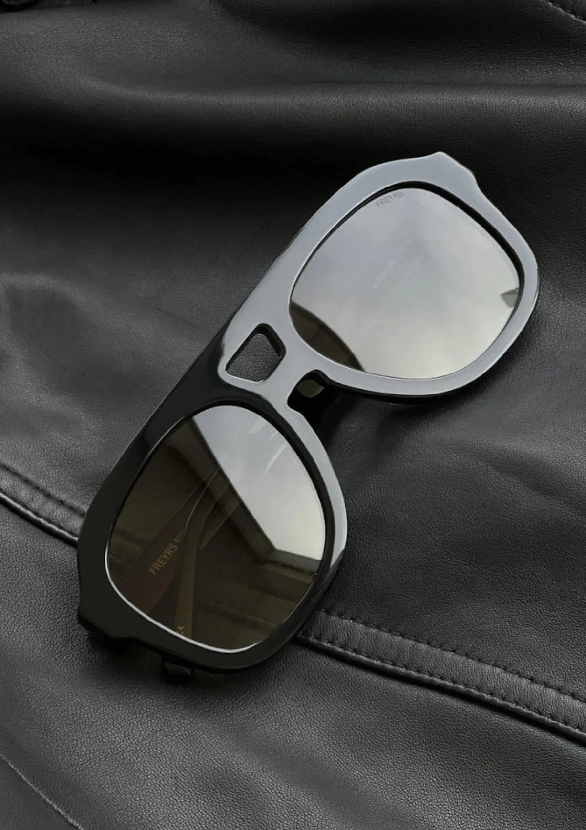 Voyager Sunglasses - Black