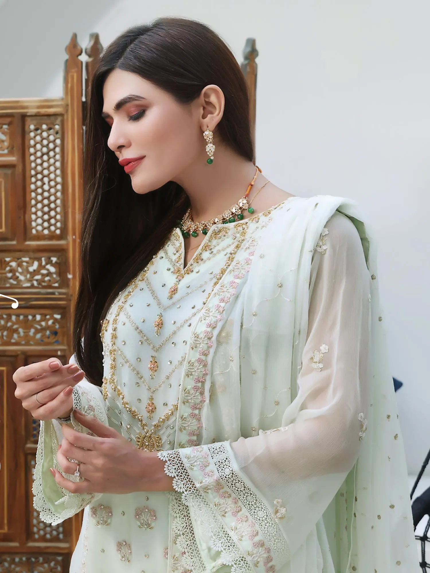 Wardah Uzair Luxury Pret Embroidered Chiffon Suit - Light Mint