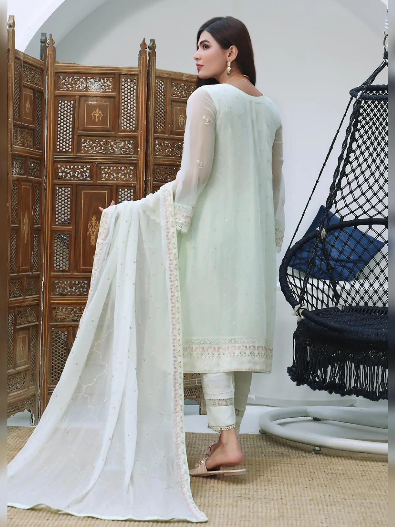 Wardah Uzair Luxury Pret Embroidered Chiffon Suit - Light Mint