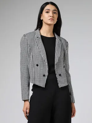 Wardrobe White & Black Houndstooth Checked Jacket