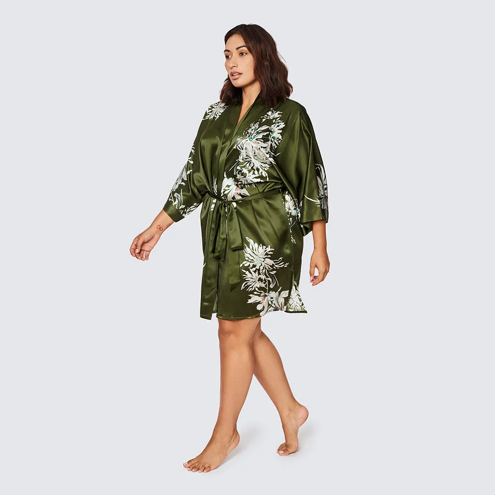 Washable Silk Yuri Short Kimono Robe (Plus Size)