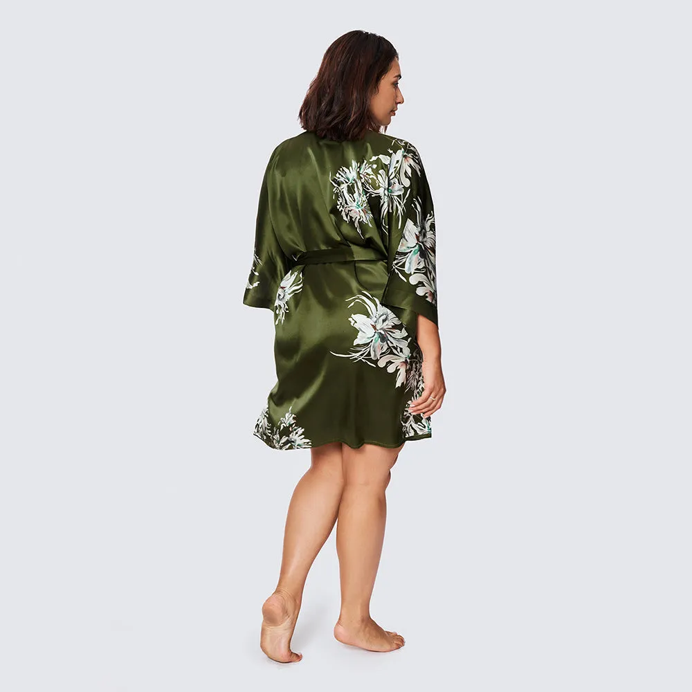 Washable Silk Yuri Short Kimono Robe (Plus Size)