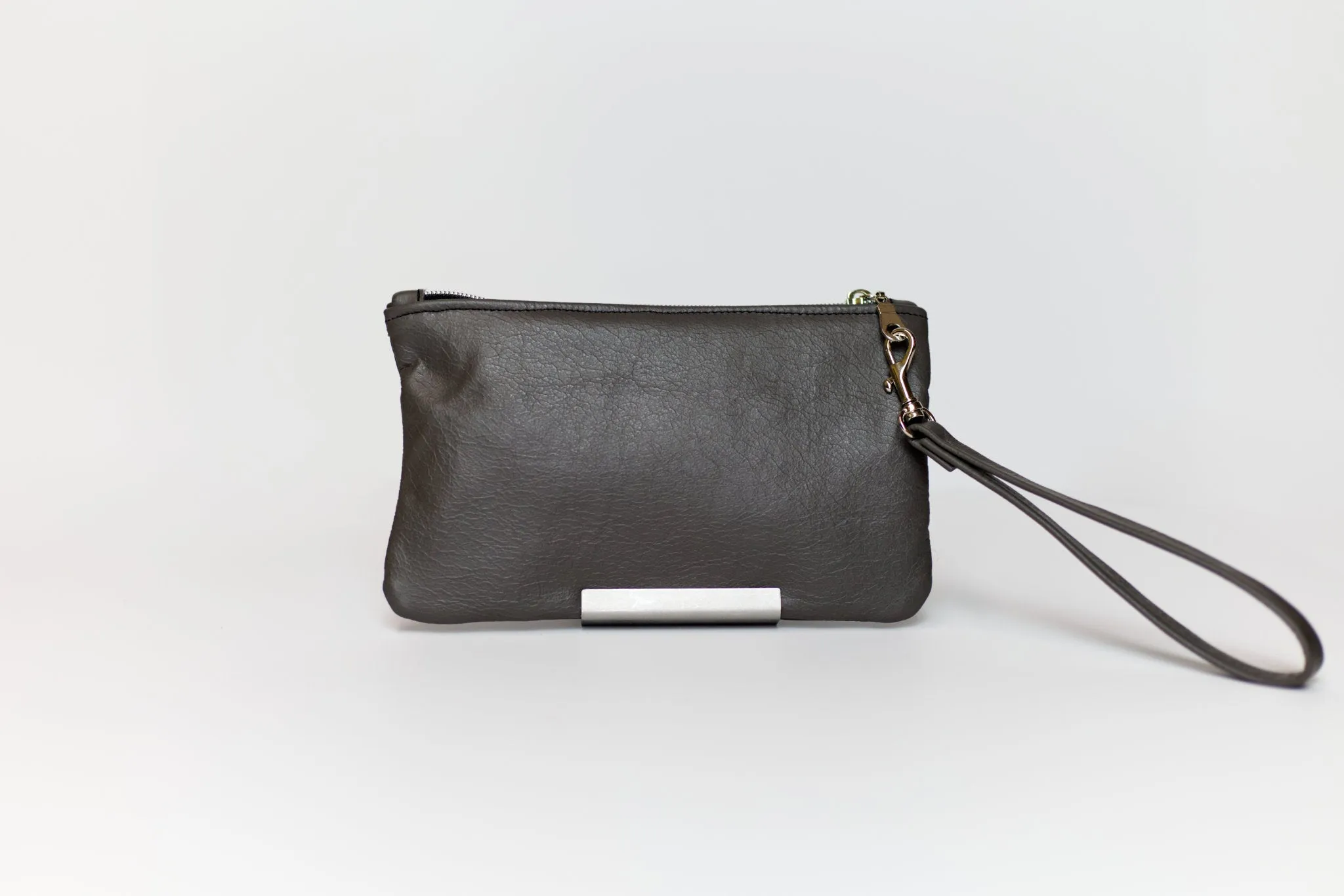 Watson Hill Wristlet | Grey