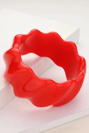 Wavy Bangle - Bright Red