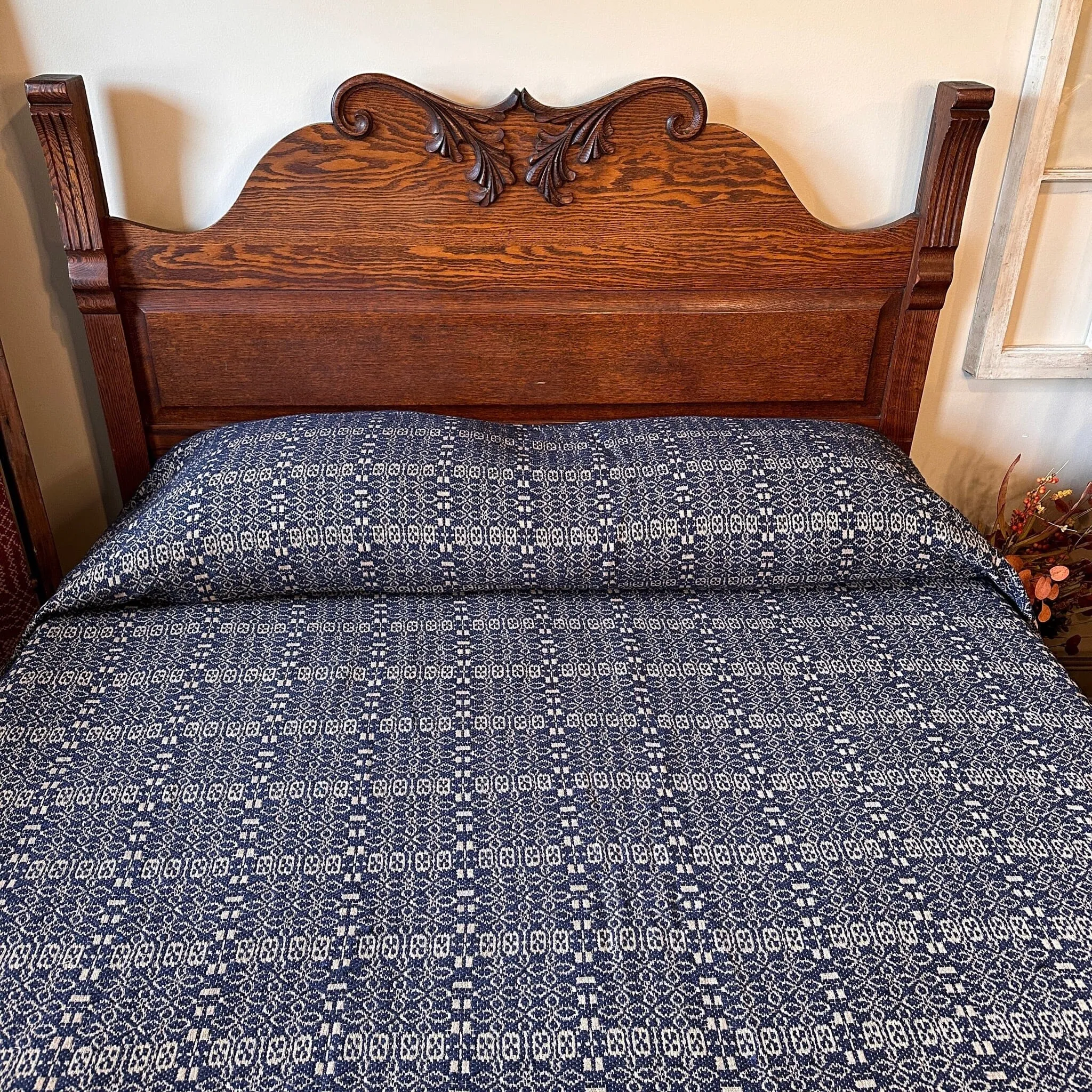 Wentworth Navy and Linen Woven Coverlet