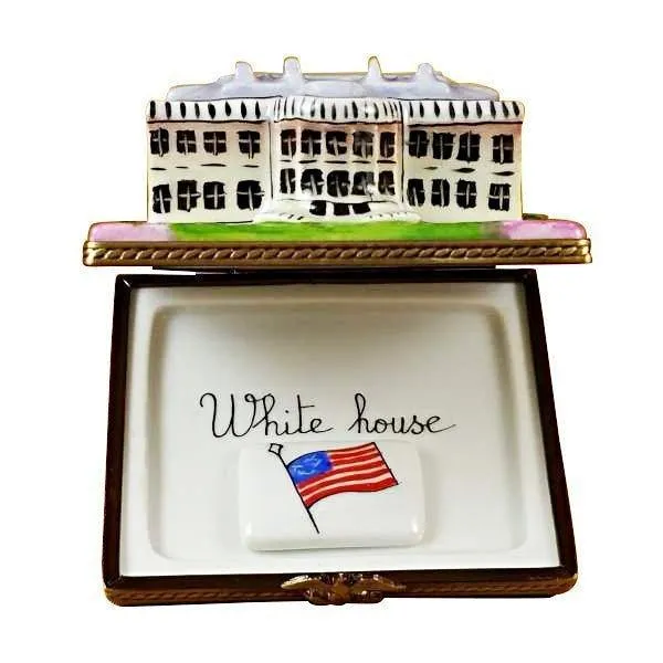 White House with Removable Flag