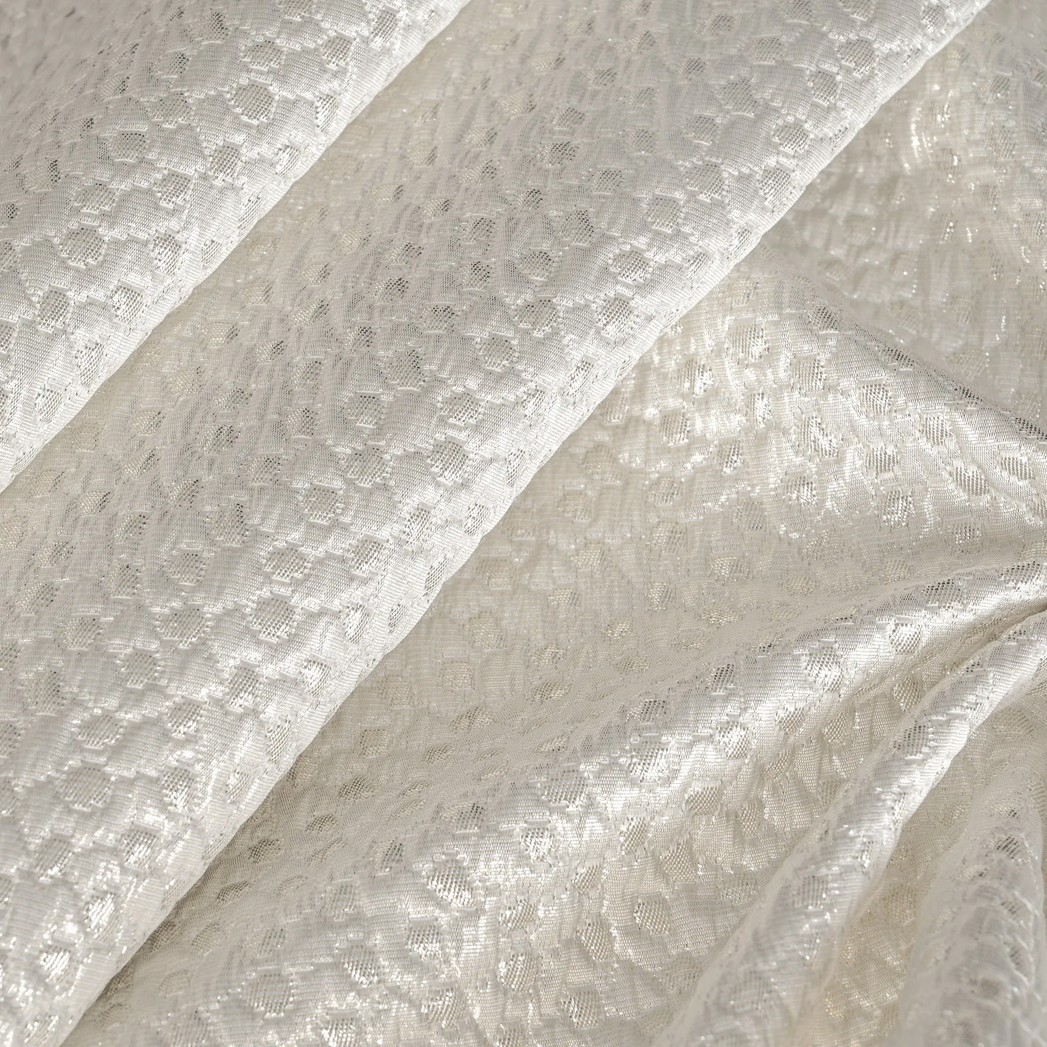 White Metallic Jacquard Fabric 5022