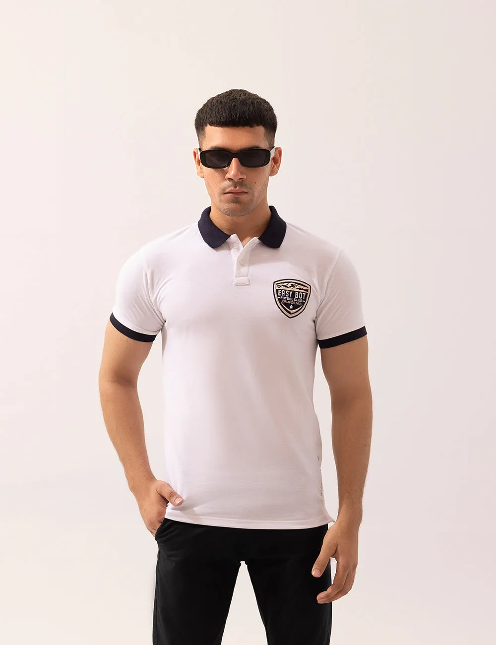 WHITE POLO SHIRT WITH NAVY BLUE CONTRAST COLLAR