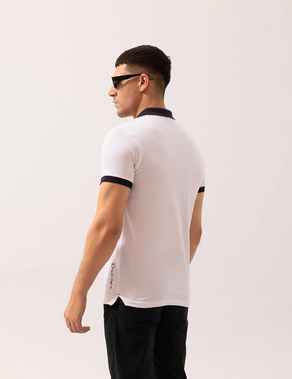 WHITE POLO SHIRT WITH NAVY BLUE CONTRAST COLLAR