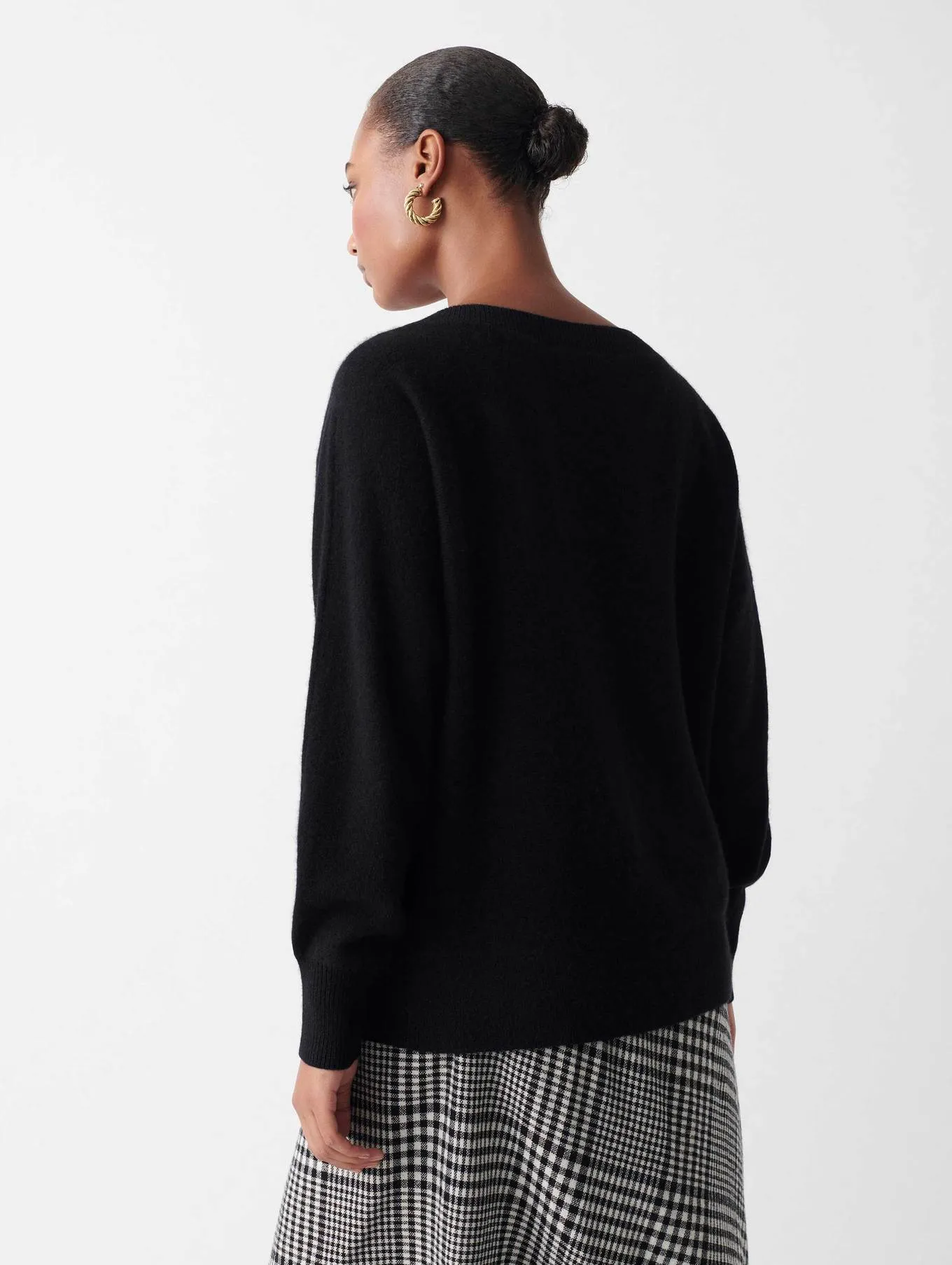 White   Warren - Cashmere Off Shoulder Rib Trim Crewneck in Black