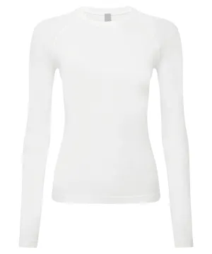 White - Women’s 'Unstoppable' fresh underscrub baselayer