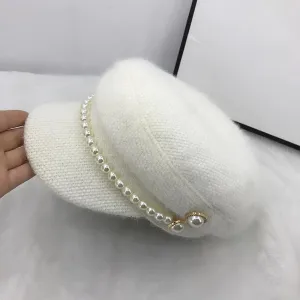 Winter Fashion Beret Hat With Chic Pearl Chain