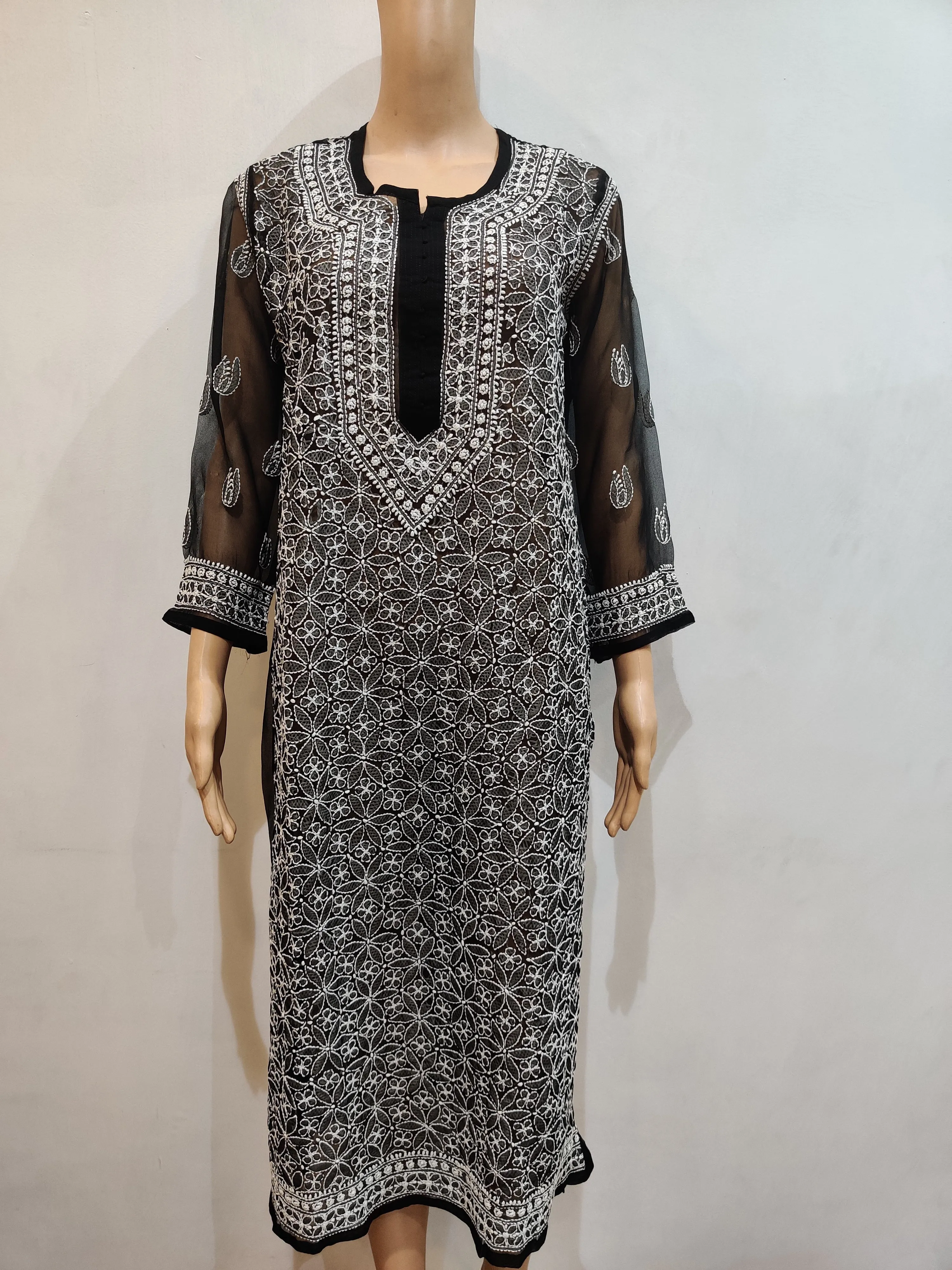 Winter Jasmine Kurti