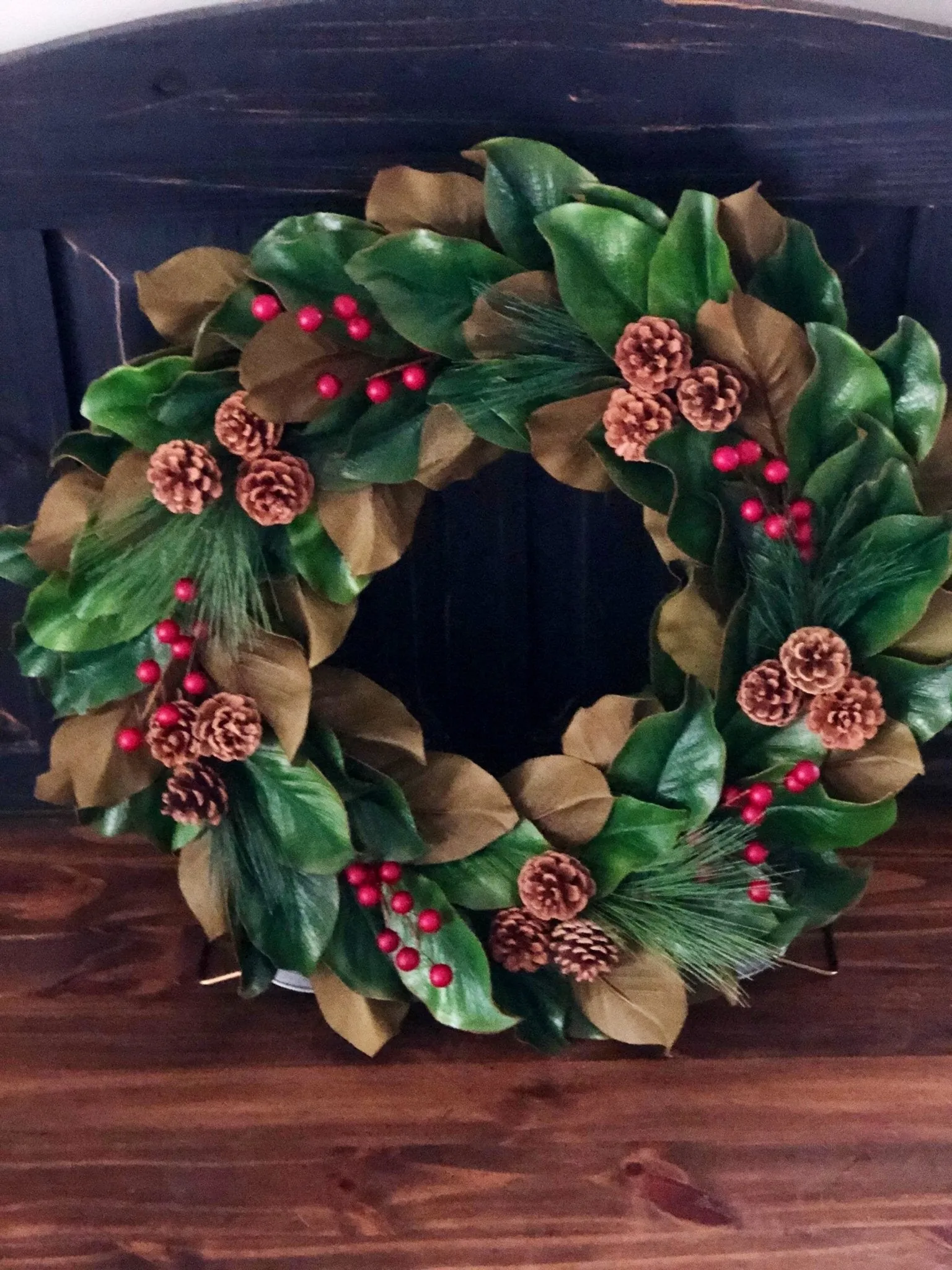 Winter Magnolia Wreath