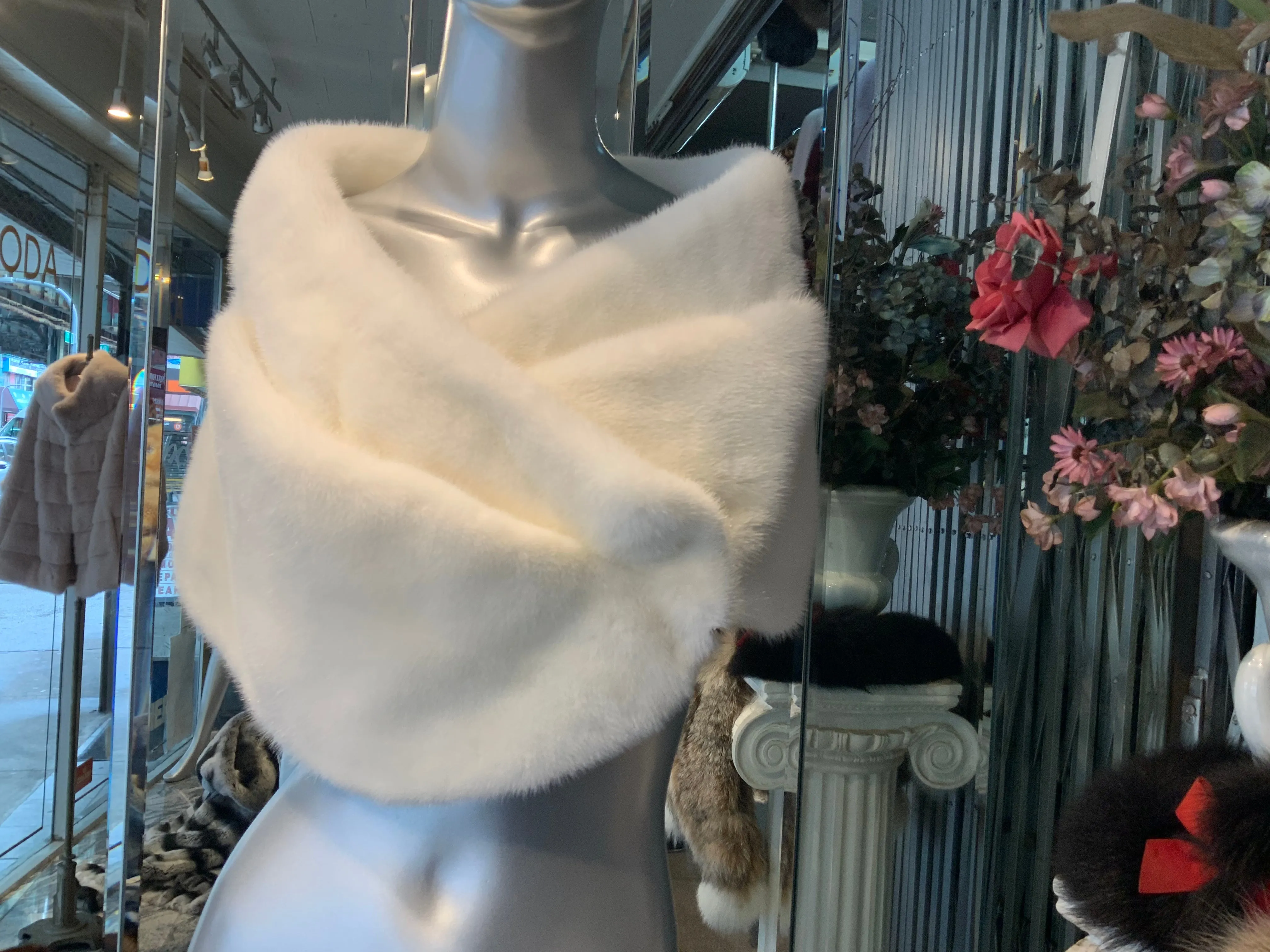 Winter White Mink Fur Shawl Stole Perfect for Brides