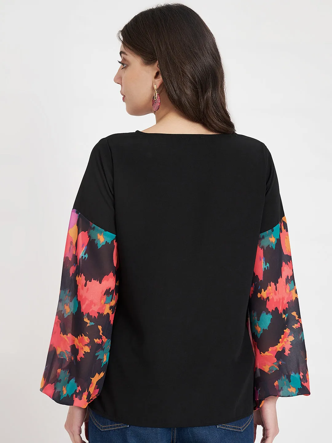 Women Abstract Print Flared Sleeve Crepe Top