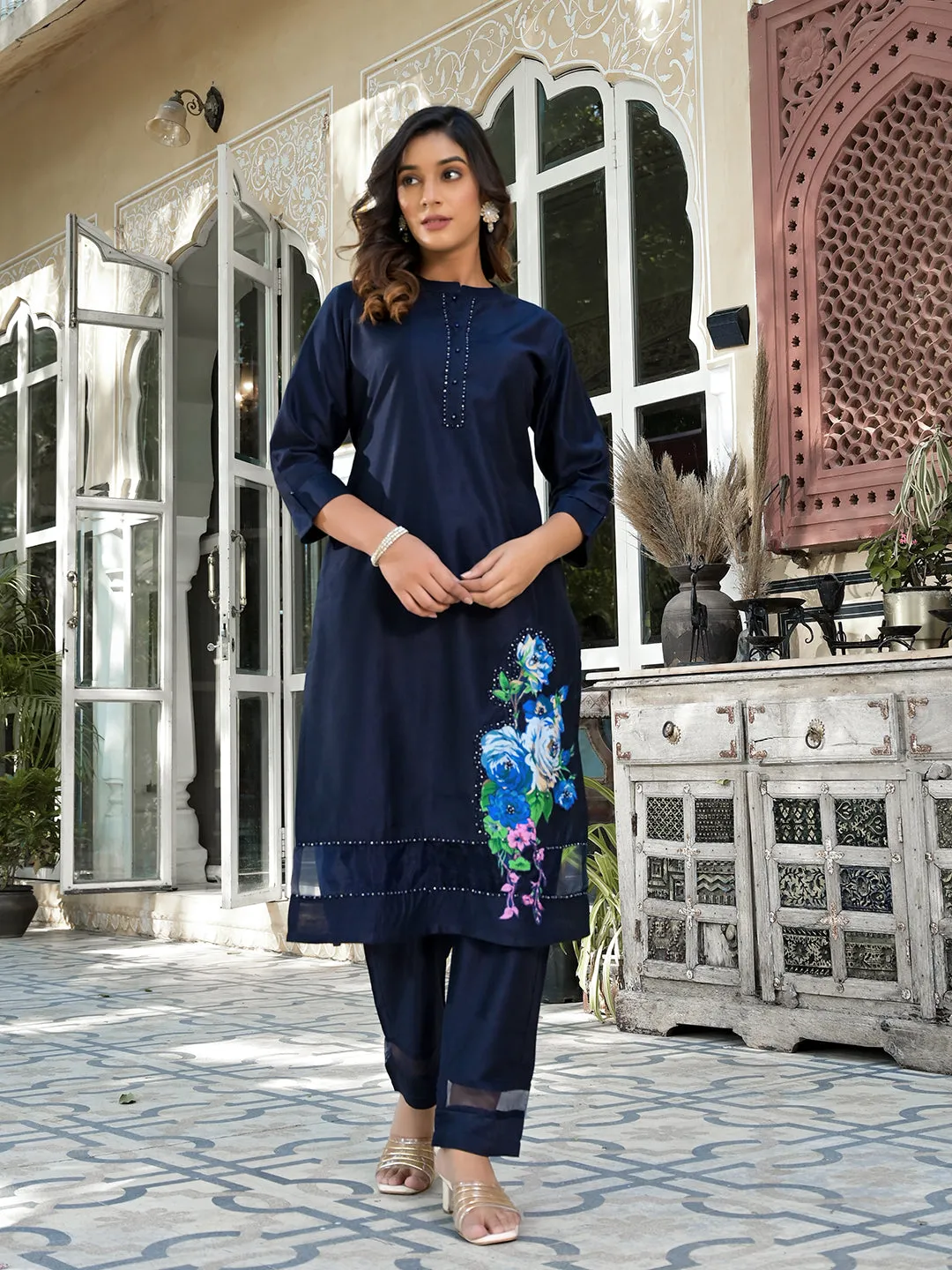 Women Blue Pure Silk Kurta Set