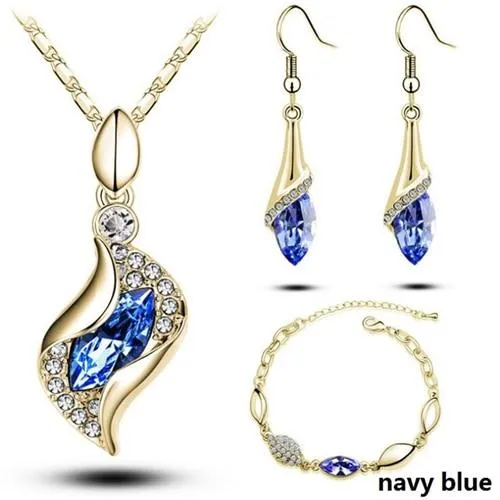 Women Elegant luxury Design Crystal  Necklace Sets