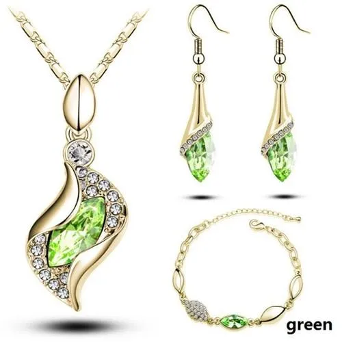 Women Elegant luxury Design Crystal  Necklace Sets