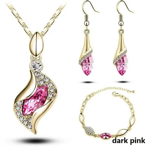 Women Elegant luxury Design Crystal  Necklace Sets