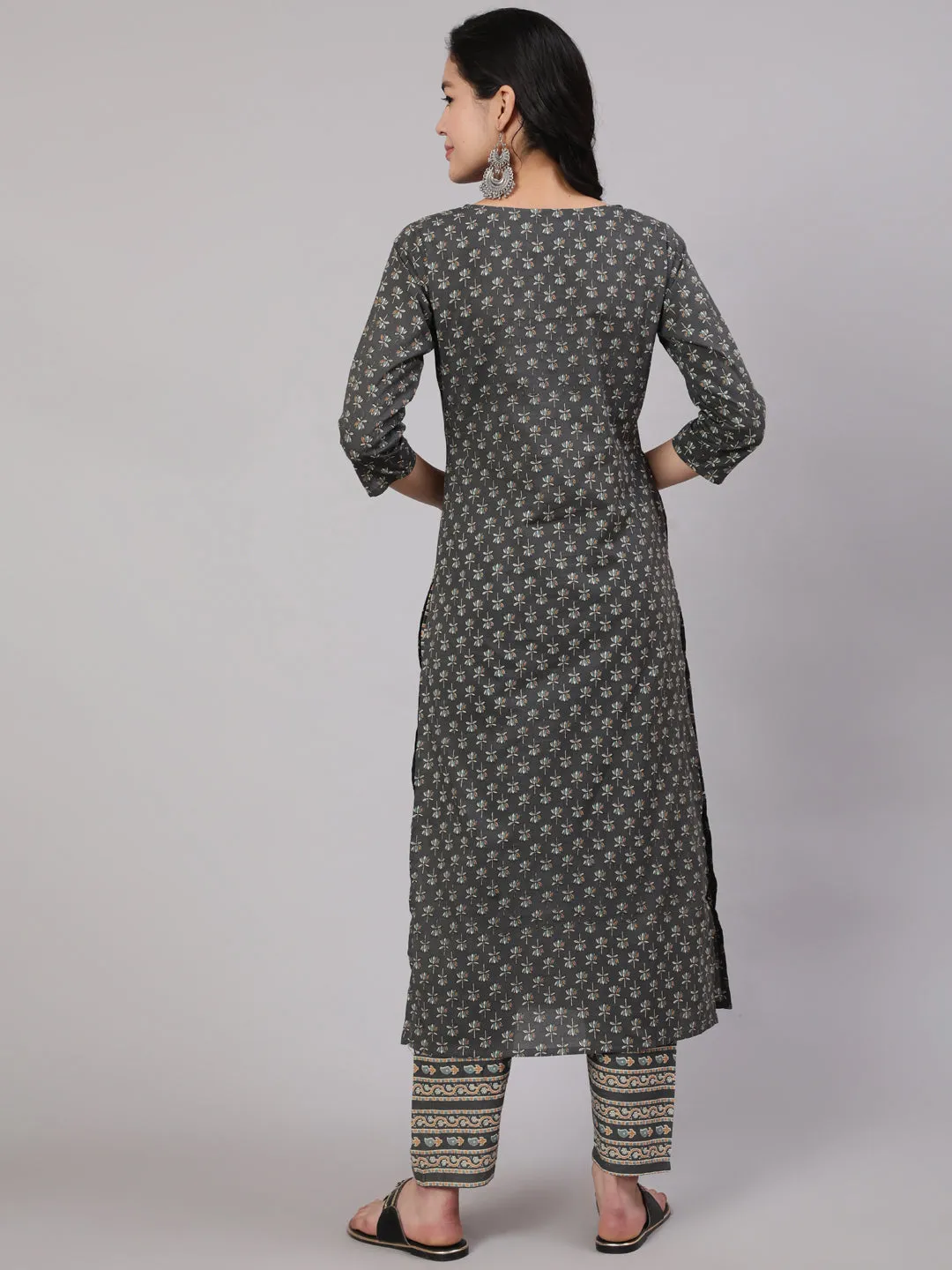 Women Grey Printed Straight Kurta With Trouser