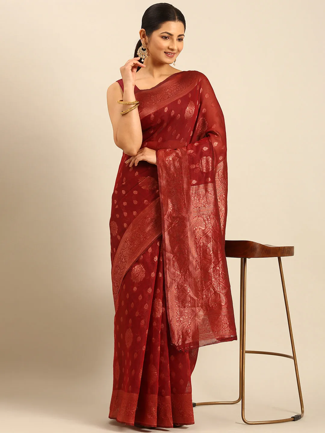 Women Maroon Cotton Saree With Un Stitched Blouse