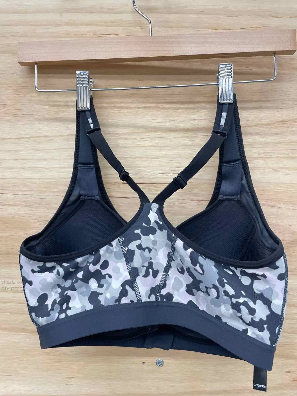 Women Size 32DDD Victoria Secret Sport Gray Sports Bra