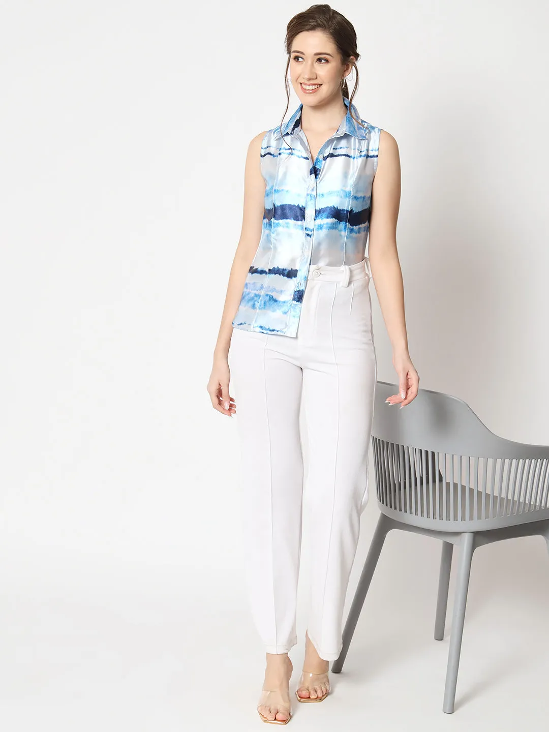 Women's Abstract Printed Sleeveless Shirt Style Top