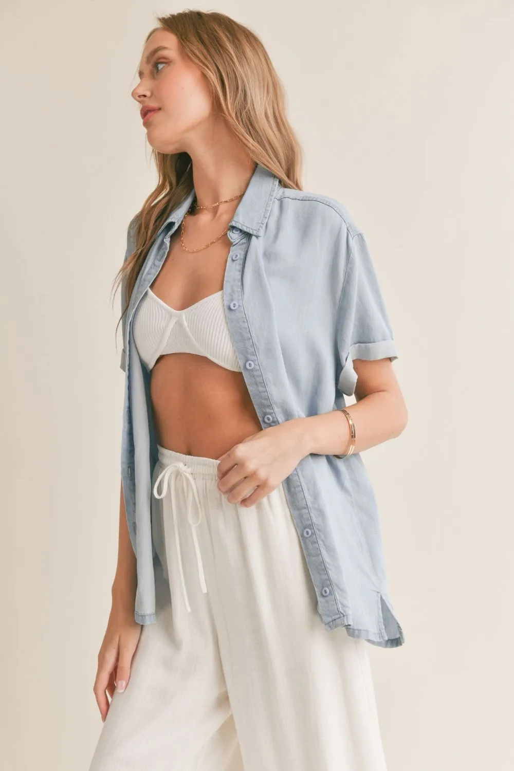 Women's Chambray Button Down Short Sleeve Top | Light Wash Denim