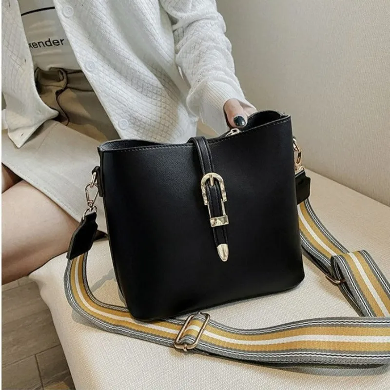 Women's Elegant Waterproof Shoulder Bag