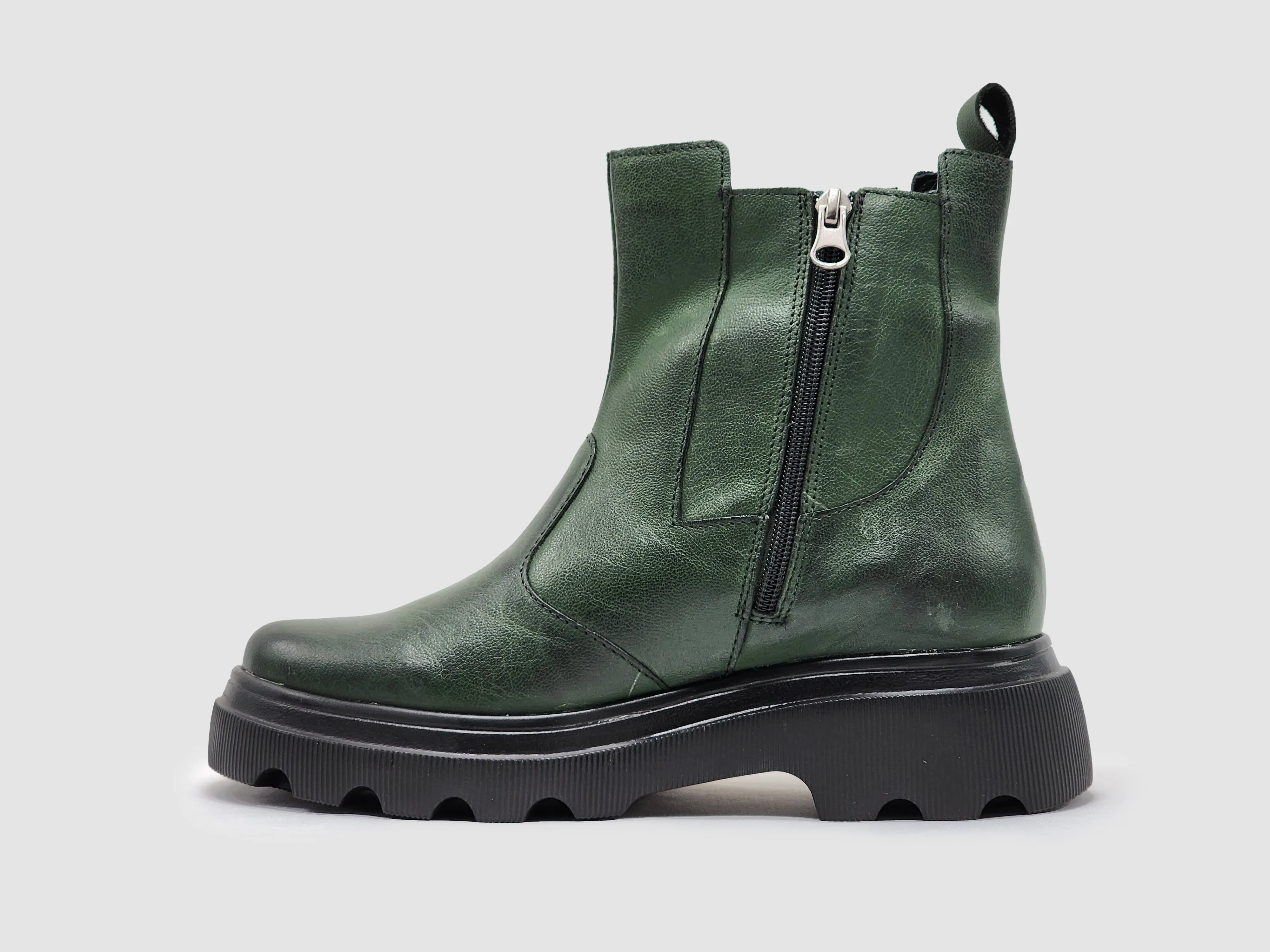 Women's Modern Insulated Zip-Up Chelsea Leather Boots - Green