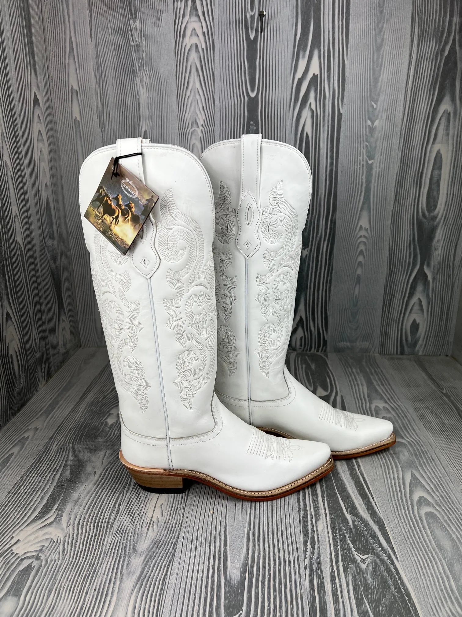 Women's Old West Tall All White Snip Toe Western Boot - TS1552