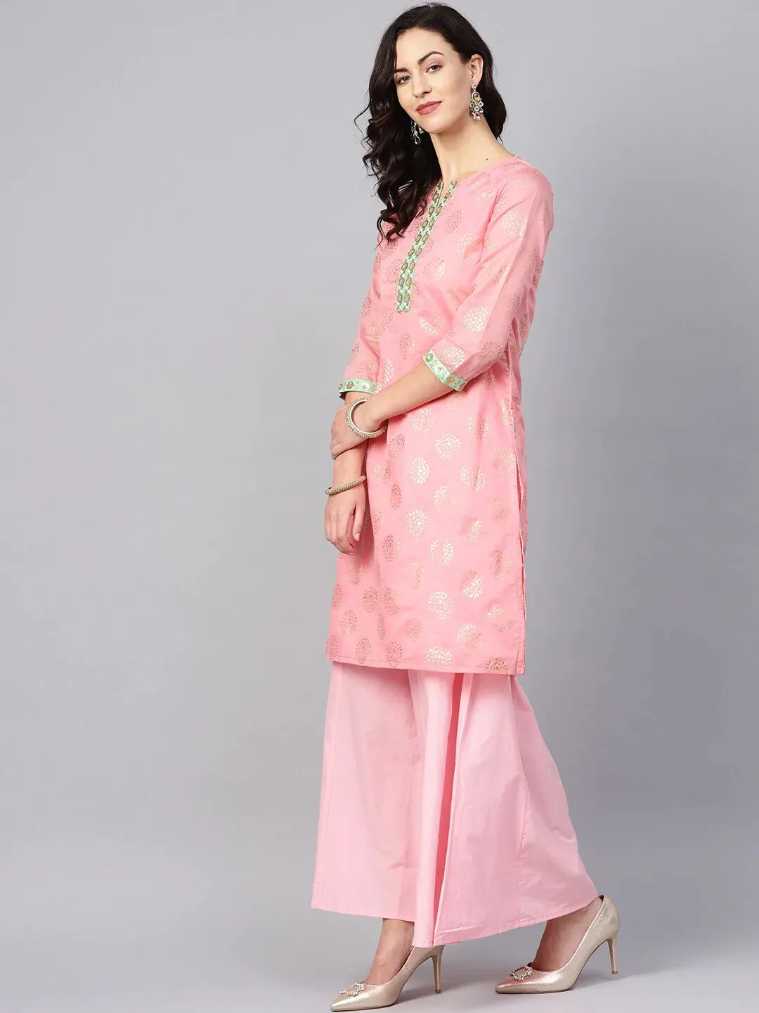 Women'S Pink & Golden Printed Kurta With Palazzos