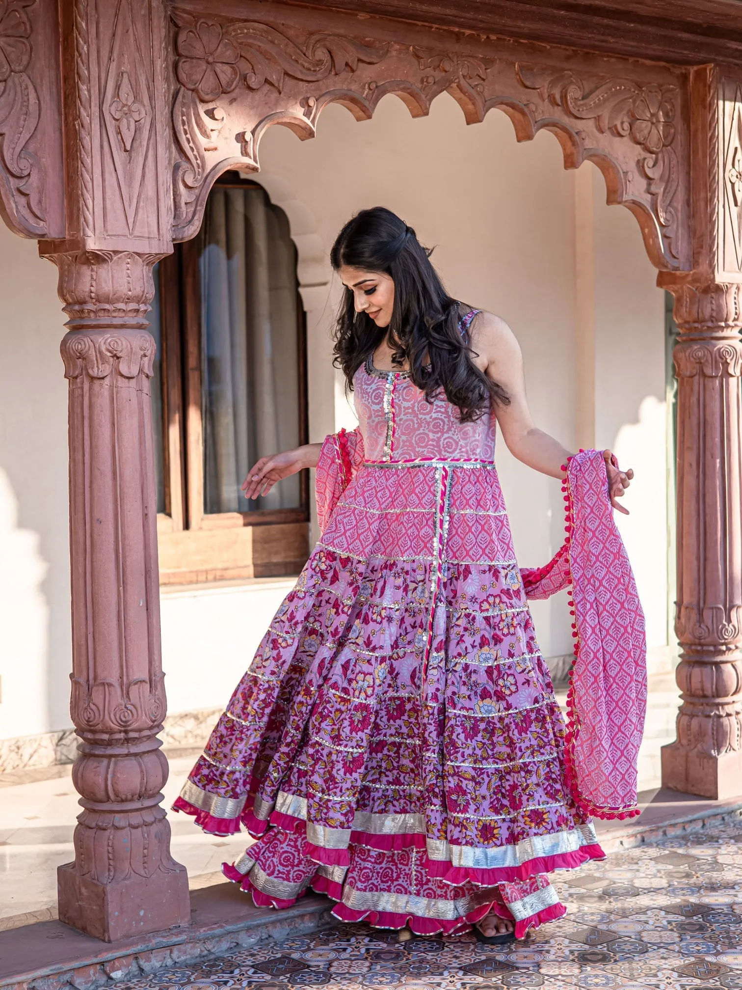 Women'S Pink Cotton Sleeves Less Anarkali Sharara Set With Dupatta