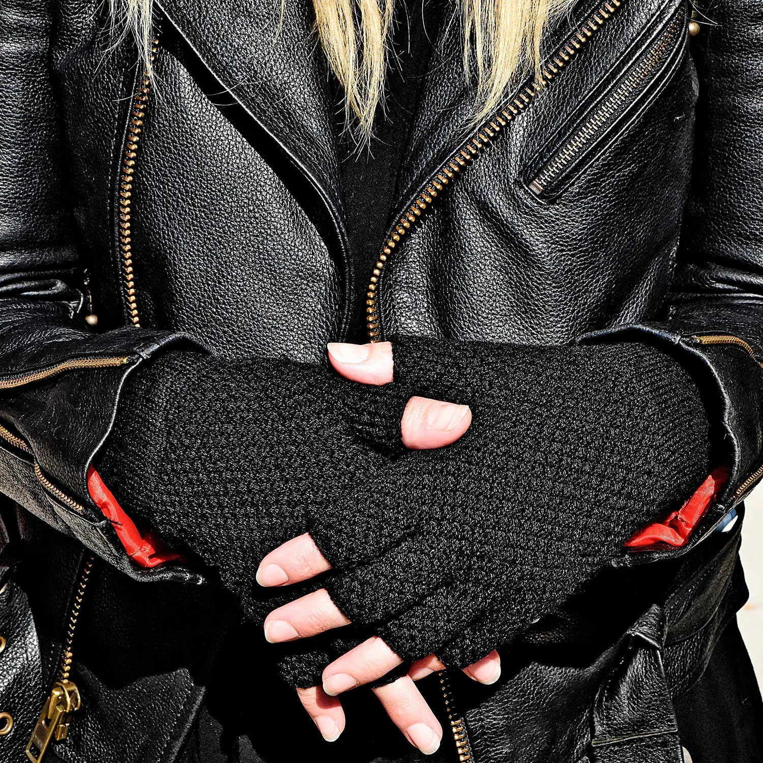 WOMEN'S ROLLERS FINGERLESS GLOVES - BLACK