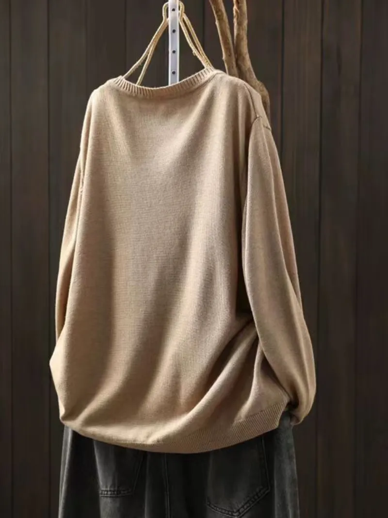 Women's Trendy Look With Crew Neck Sweater