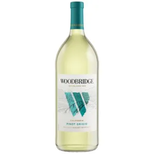 Woodbridge Pinot Grigio White Wine, 1.5 L Bottle, 12% ABV