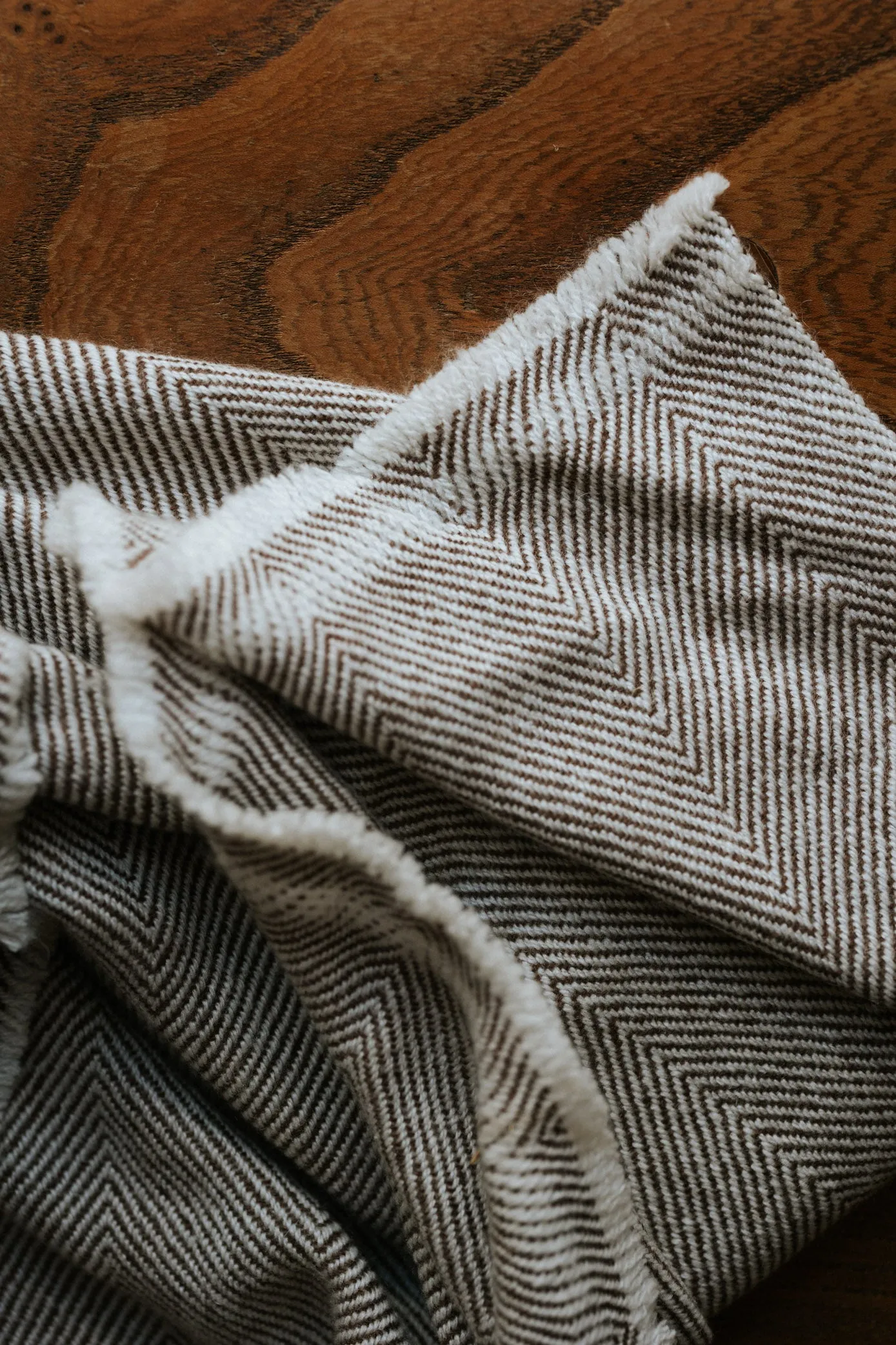 WOOL   CASHMERE COCOA BLANKET