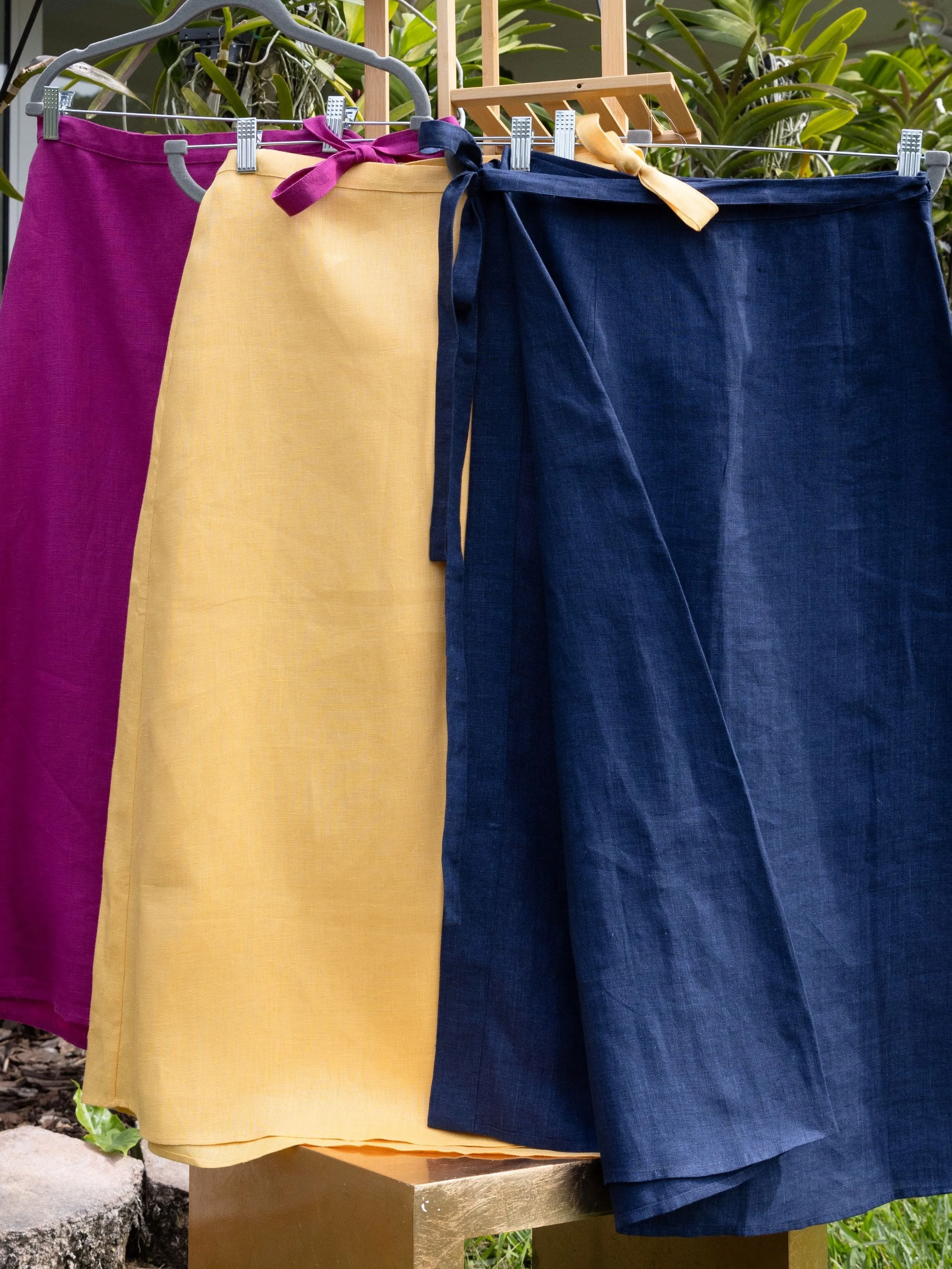 Wrap linen skirt